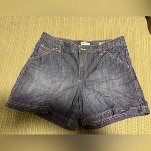 Lee denim shorts size 14